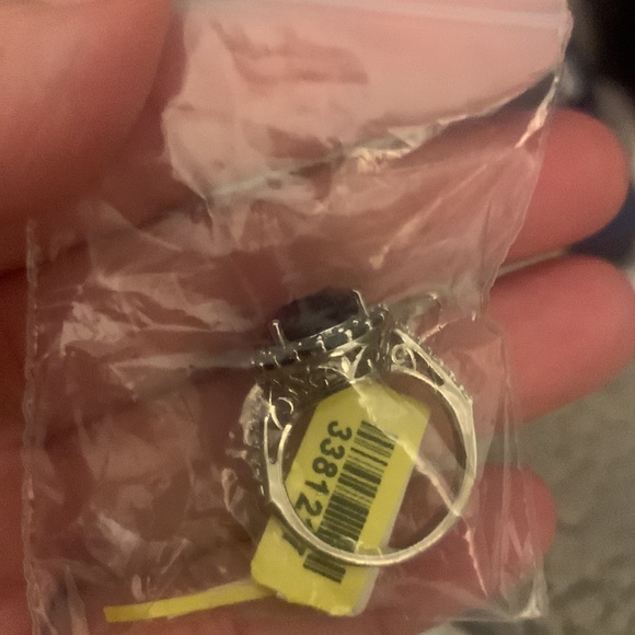 NWT Amethyst Multi Gemstone Ring in Platinum Over Sterling Silver 6.84ctw - Picture 6 of 6